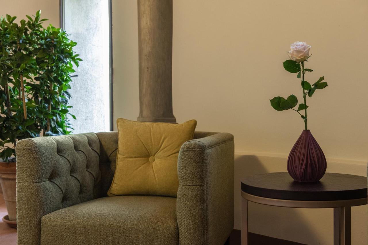 Relais Della Rovere กอลเลวัลเดลซา ภายนอก รูปภาพ