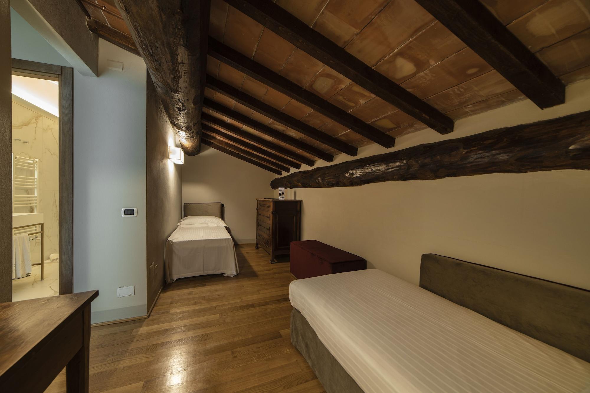 Relais Della Rovere กอลเลวัลเดลซา ภายนอก รูปภาพ