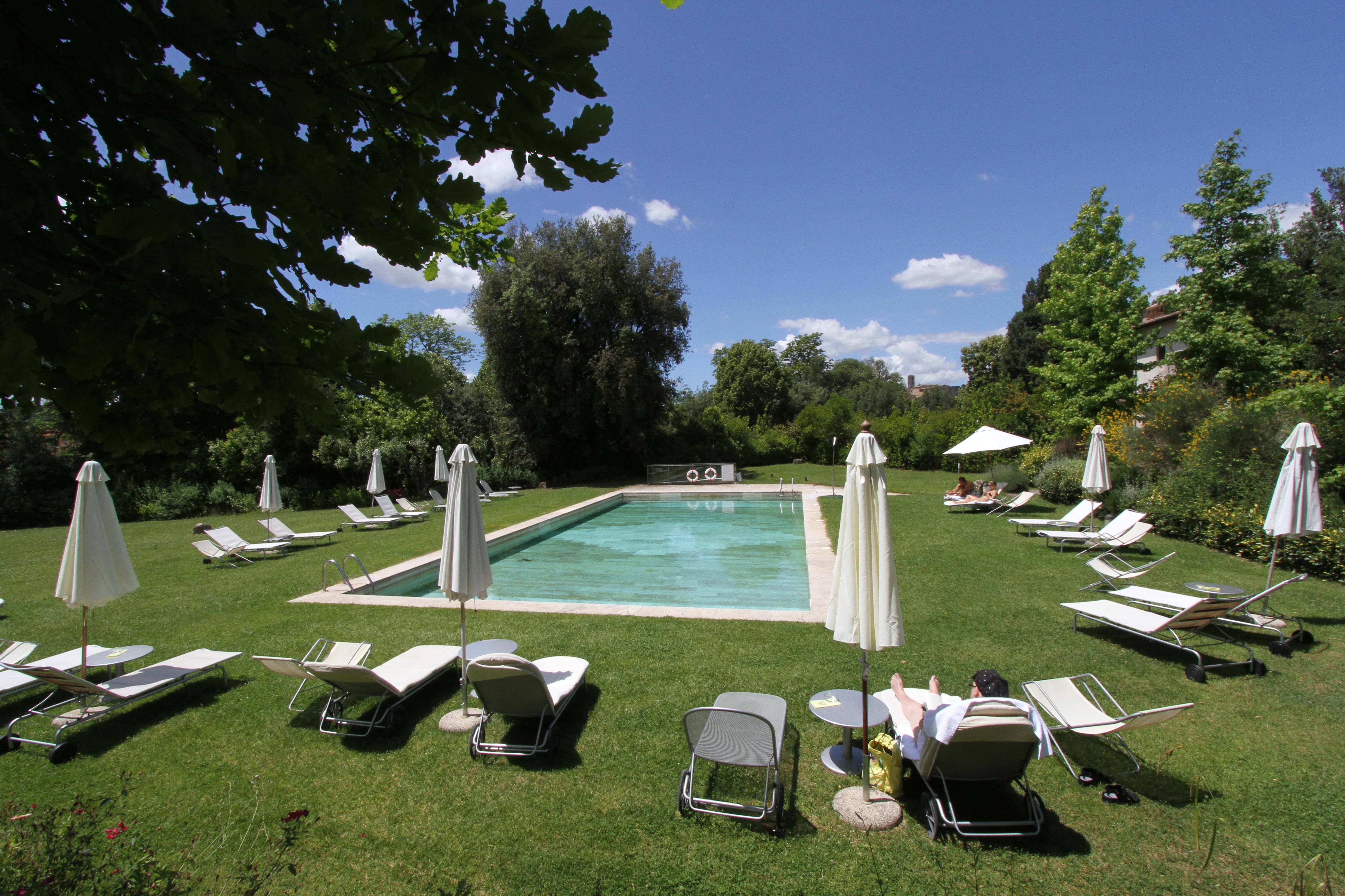 Relais Della Rovere กอลเลวัลเดลซา ภายนอก รูปภาพ